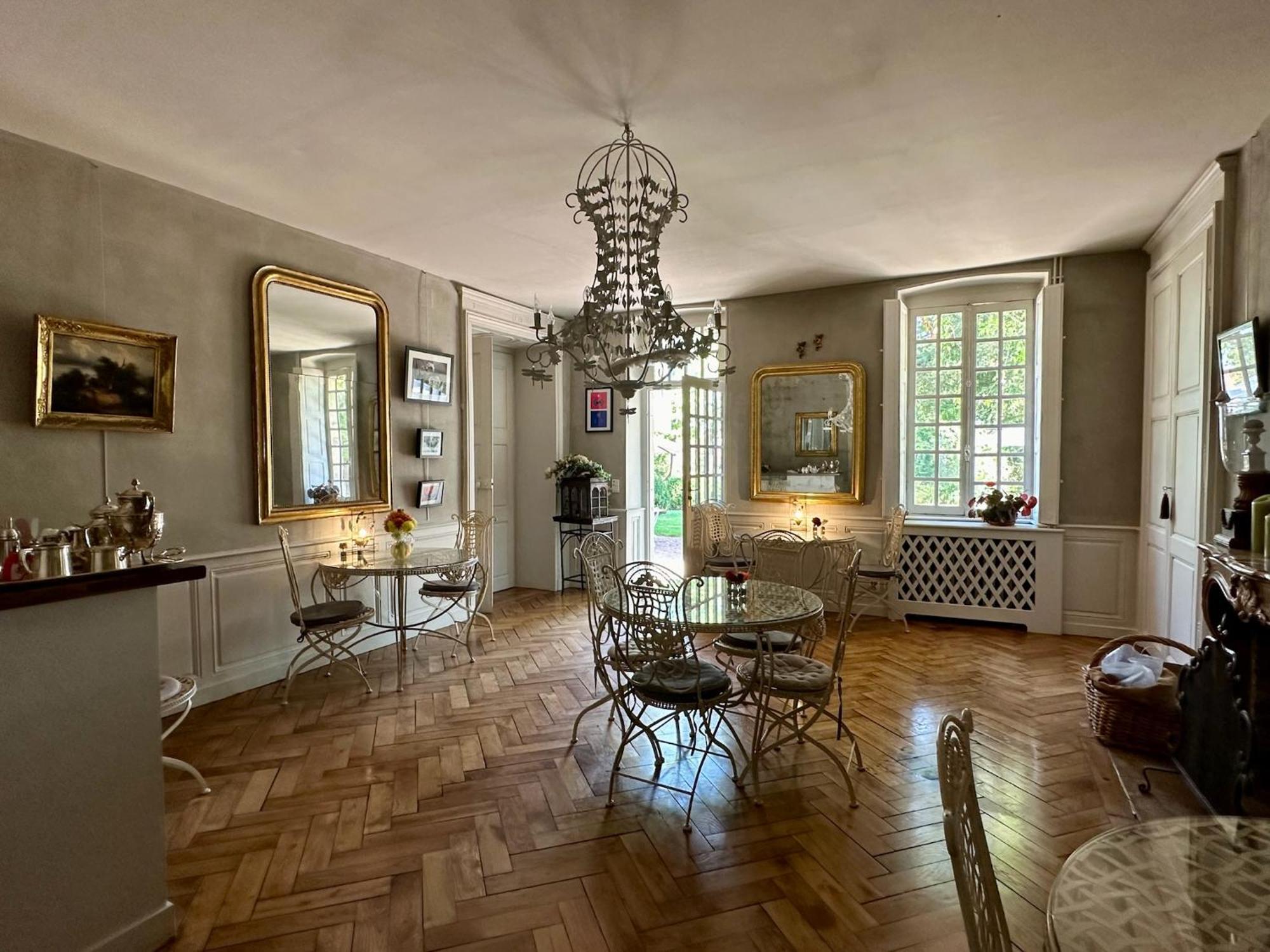 Cote Park Panzió Givry  Kültér fotó