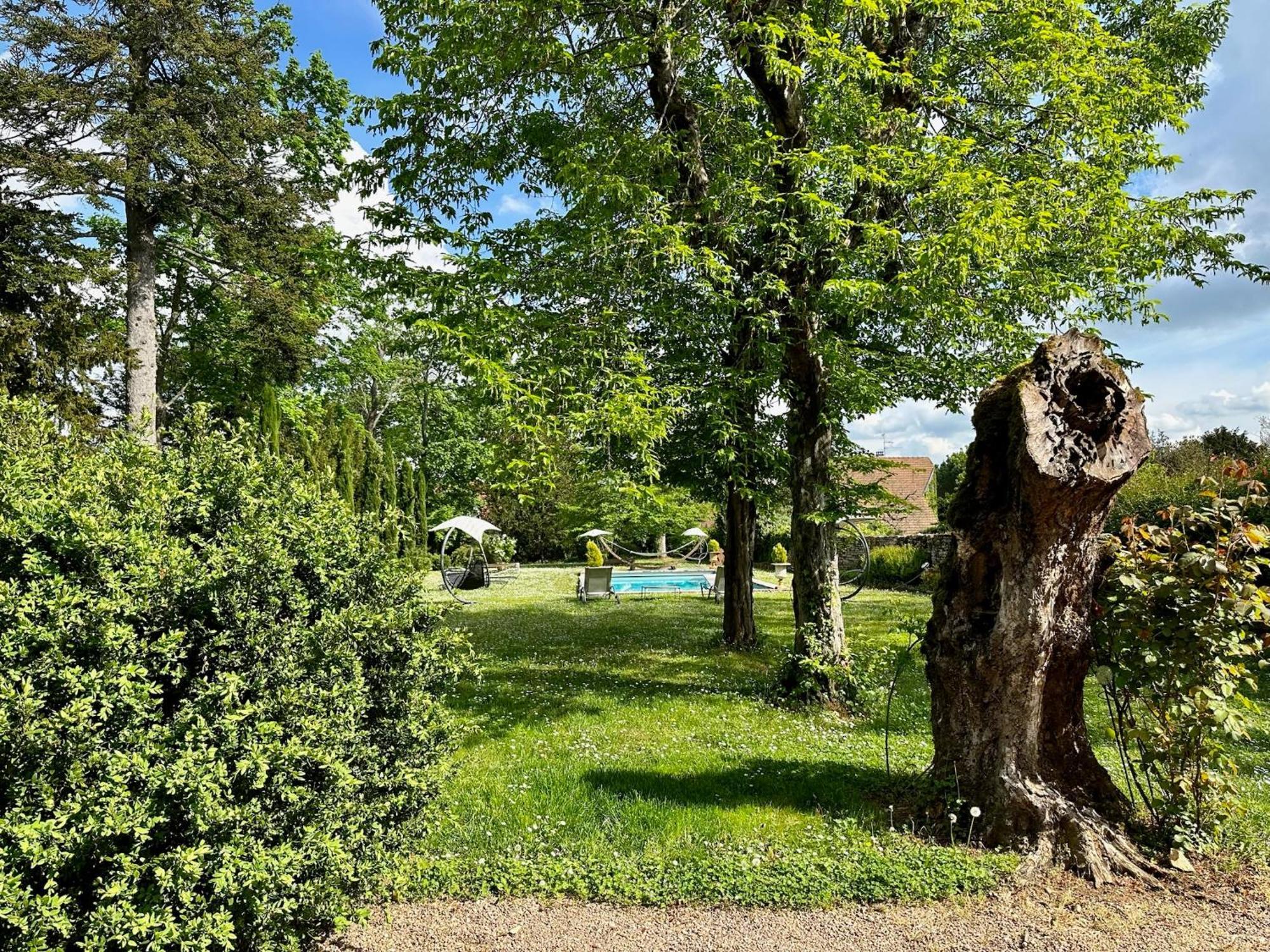 Cote Park Panzió Givry  Kültér fotó